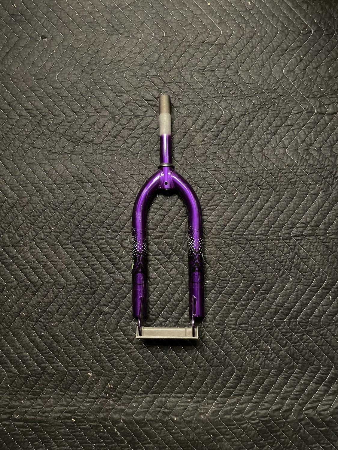 Kent 1” x 6” Threaded 20” Bicycle Fork (Purple/Green)
