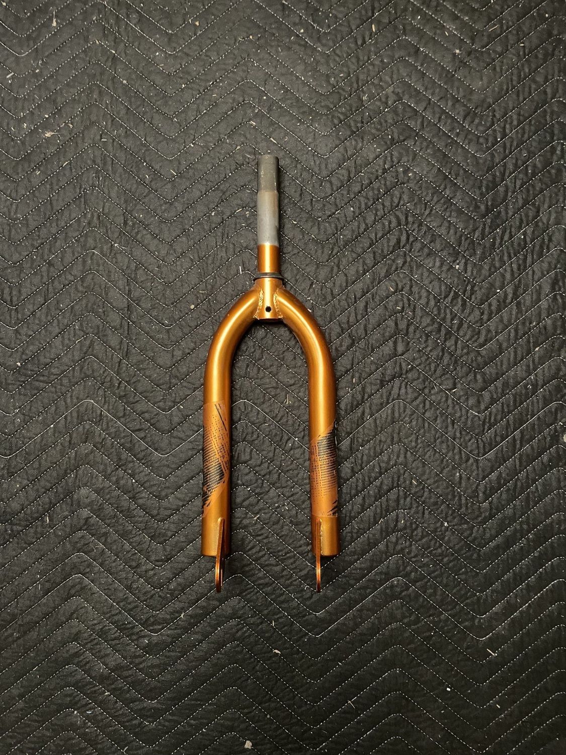 Thruster 1” x 5 1/2” Threaded 20” Bicycle Fork (Orange)