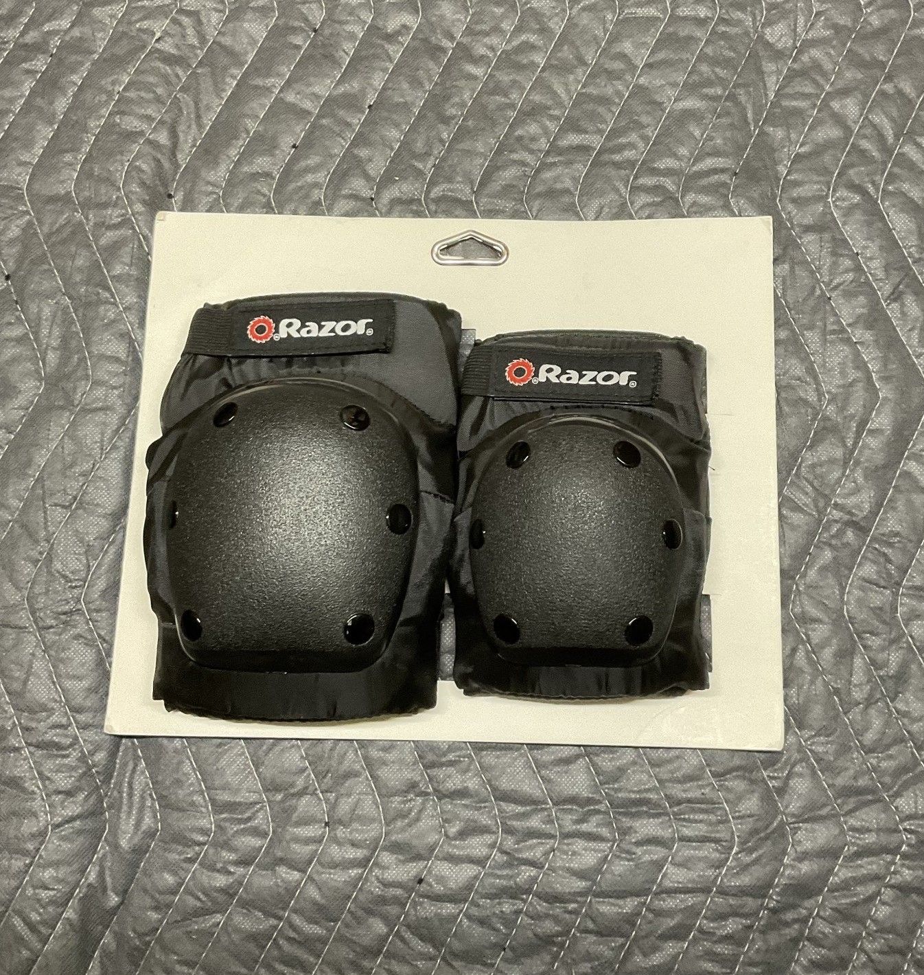 Razor Multi-Sport Elbow/Knee Pads (Ages 8+) Black