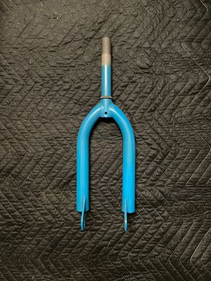 Ozone 500 1” x 5 3/4&quot; Threaded 20&quot; Bicycle Fork (Light Blue)