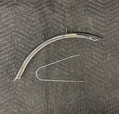 ​Front Fender w/ Bracket for 26&quot; Cruiser Bicycle (Silver / Steel)​