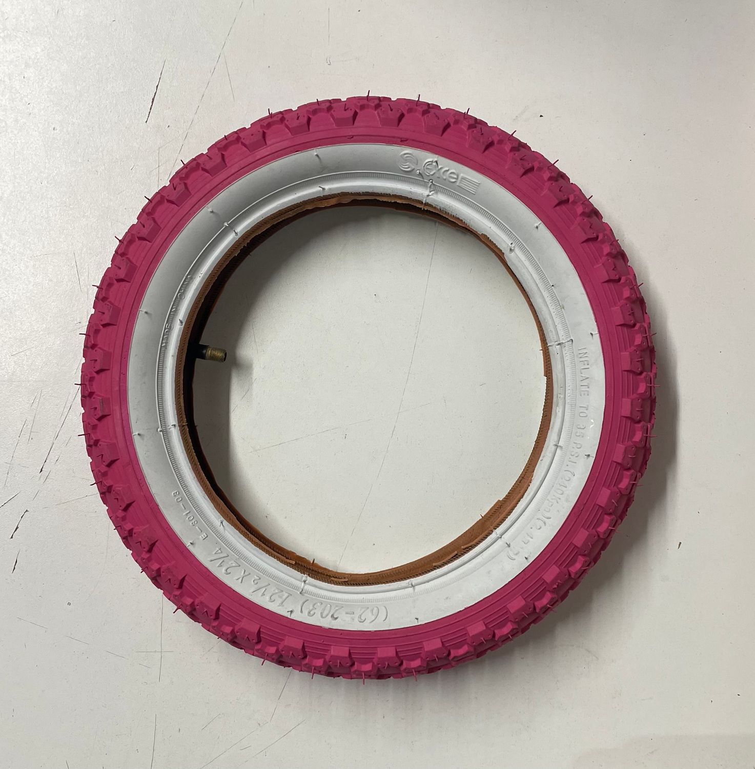Bulk Tire 12.5  x 2.25 Hot Pink and White Tire &amp; Tube x