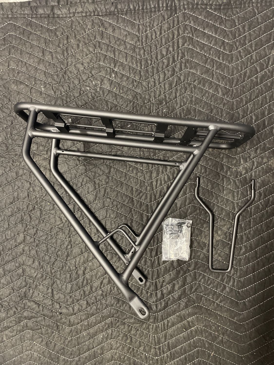 Kent Frame Mounted Rear Rack (Aluminum / Black / MIK HD)