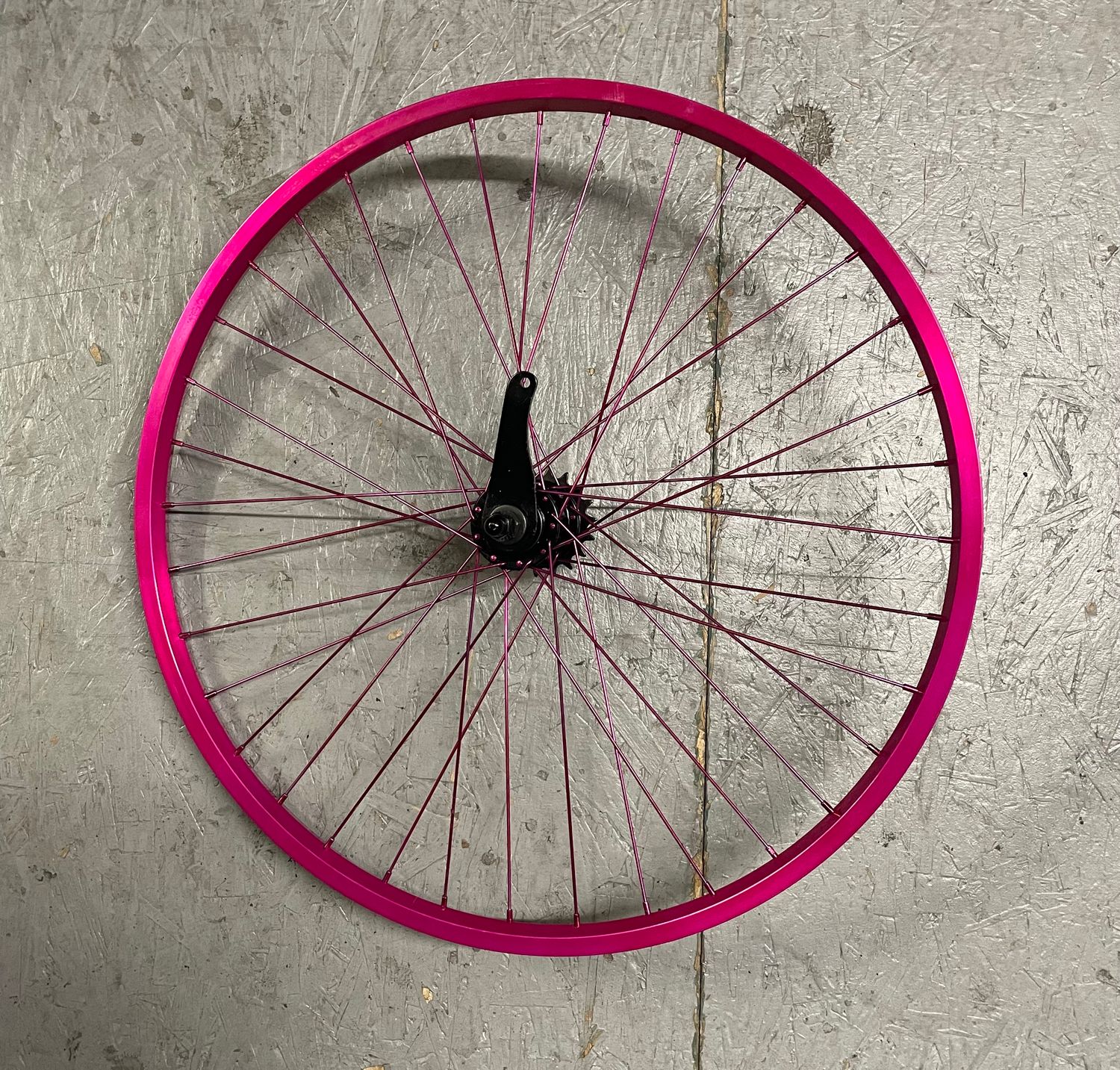 26" Rear Bicycle Wheel / Coaster Brake / Aluminum (Pink)
