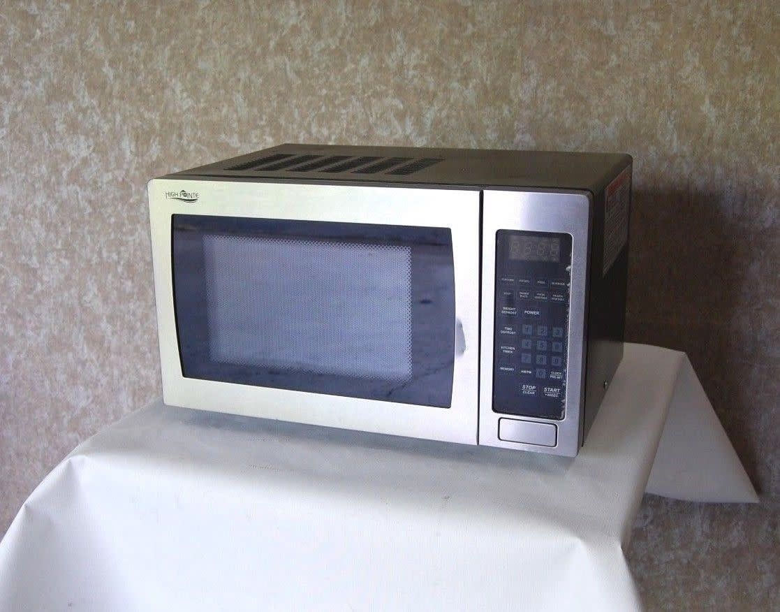 High Pointe Stainless Microwave