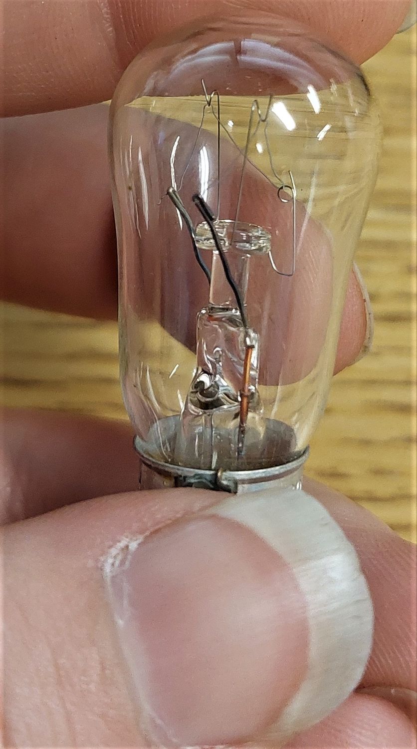 E12 Light Bulb 130v 6w