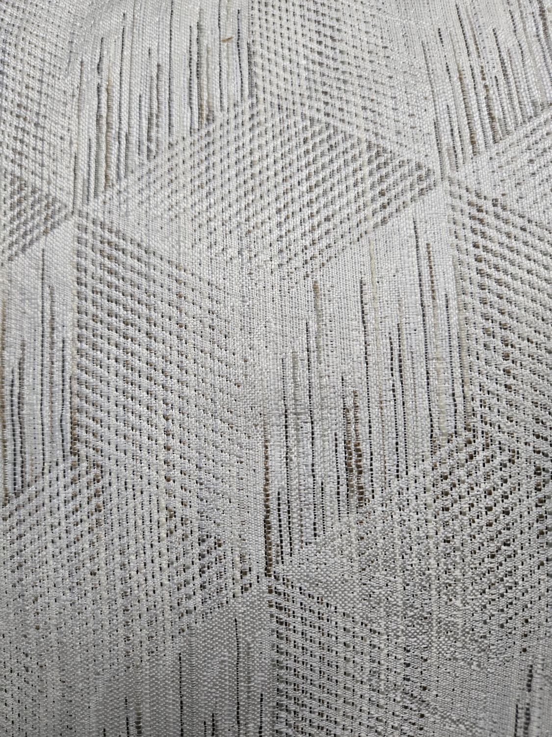Pillows - Diamond Pattern Throw