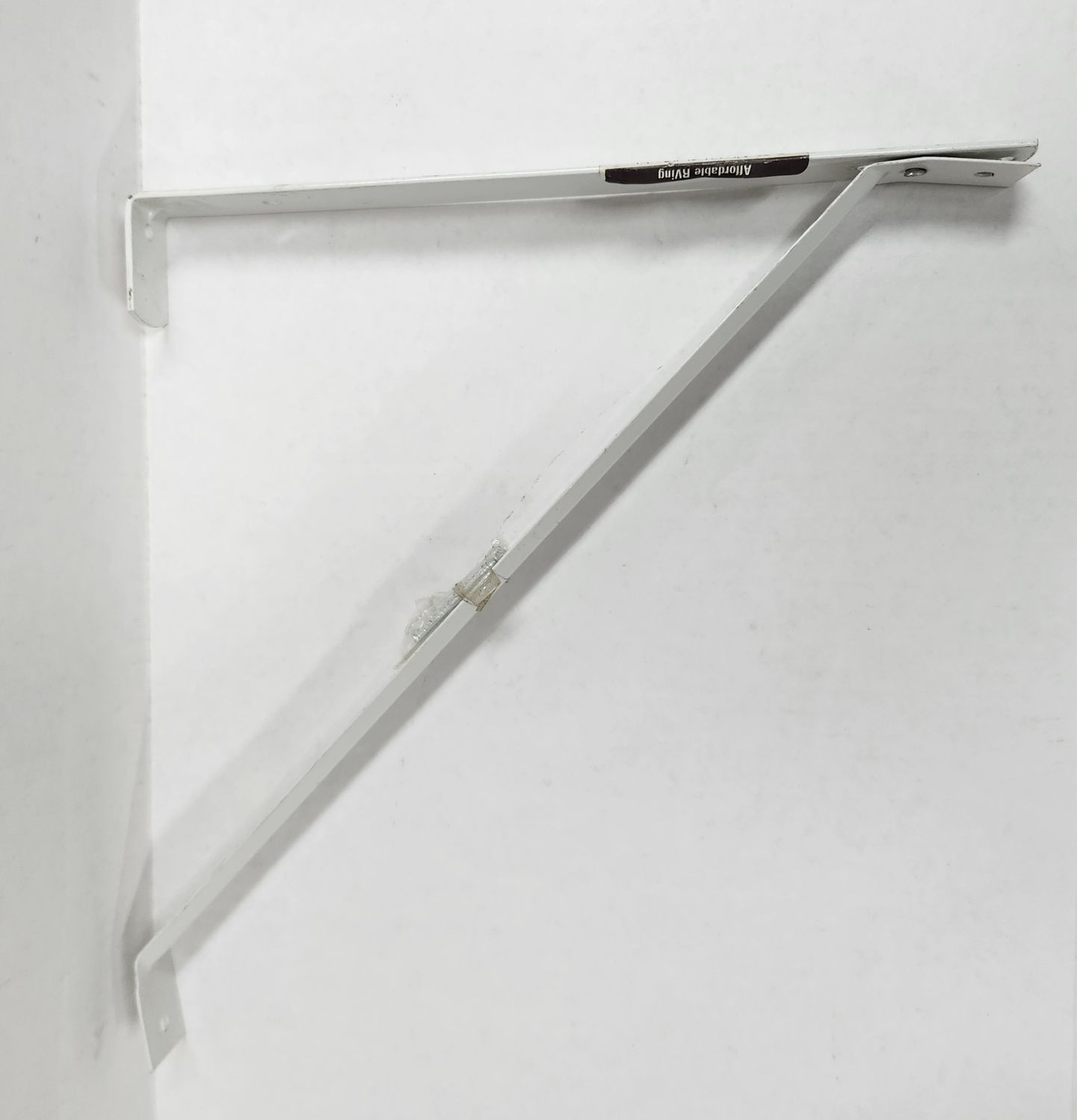 White Metal Shelf Bracket