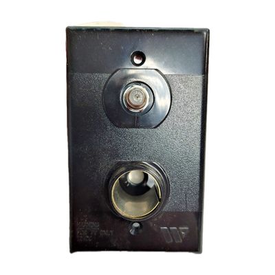 Winegard TV Wall Plate - 12v outlet - Black