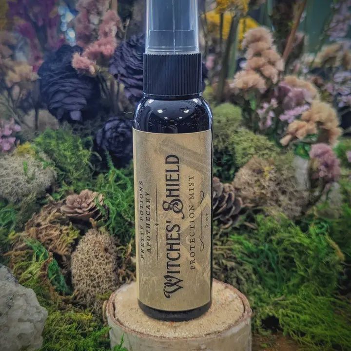 Witch&#39;s Shield Spray
