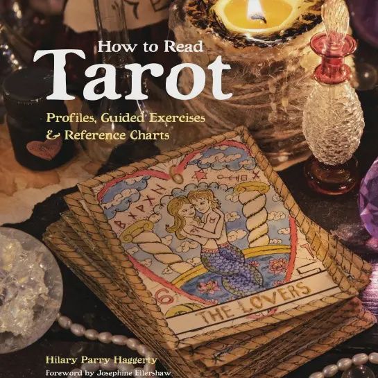 How To Read Tarot (Gothic Dreams)
