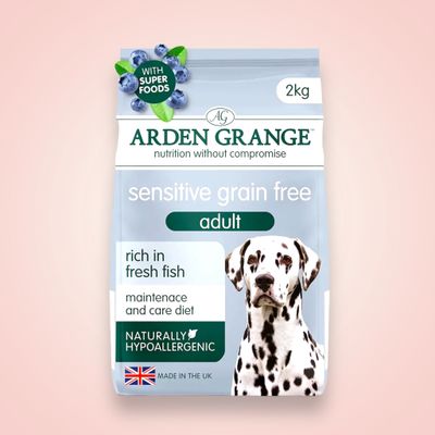 ARDEN GRANGE DOG SENS FISH/POT 2KG