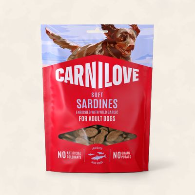 CARNILOVE DOG SEMI MOIST TREATS (SARDINES WITH WILD GARLIC) 200G