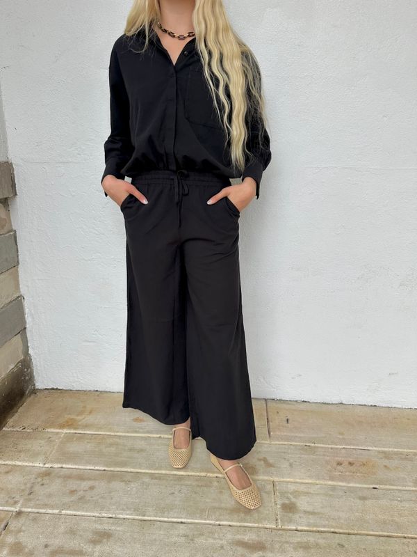 Temple Wide Leg Pant