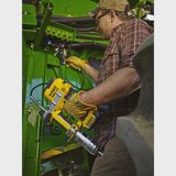 Dewalt DCGG571M1 18V XR Grease Gun With 1 x 4.0Ah Battery Charger