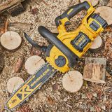 Dewalt DCM565P1 18V Brushless Chainsaw with 1 x 5.0Ah Battery & Charger