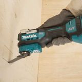 Makita DTM52Z LXT 18V Oscillating Multitool with Case & 6 Piece Accessories Set
