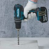 Makita DLX2131TJ 18V LXT Twin Kit 2 x 5.0Ah Batteries with 100 Piece Drill Set