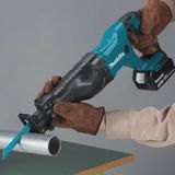 Makita DJR186Z 18V Reciprocating Sabre Saw with 1 x 4.0Ah Battery & Charger