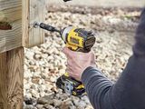 Dewalt DCF887D2 18V XR Brushless 3 Speed Impact Driver Kit with 5 x Ph2 Bit