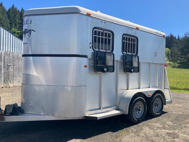 2008 Circle J All Aluminum 2 Horse Extra Tall Horse Trailer