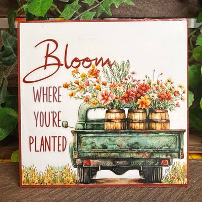 Green Flower Truck Spring home decor blocks