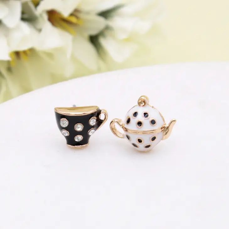 Earrings - Teapot/Cup Black/White