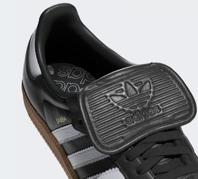 ADIDAS &#39;2025&#39; (WOMENS) color Black/Brown Carmel Tan/White/Grey( NEW )