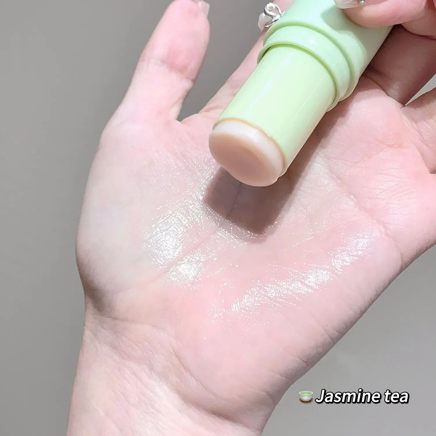 SHAQINUO Moisturizing Hydrating Lip Balm with Exfoliating Properties, Color: S9026-1, Net-weight: 6.2g