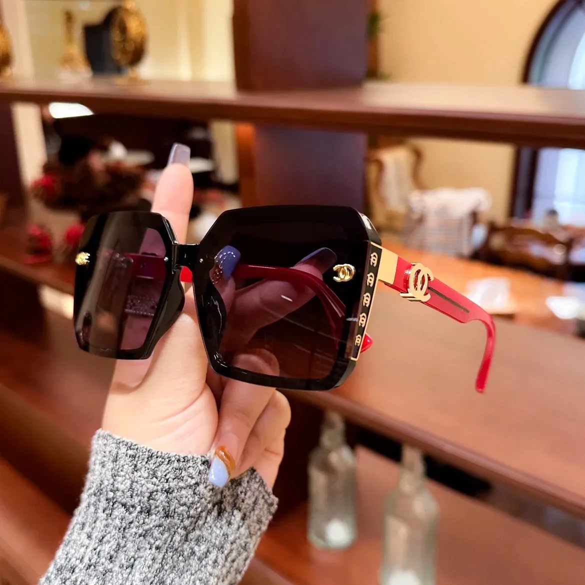 Fashion Oversized Sunglasses Women UV400 Sun Glasses Vintage Square, Lenses Color: 8063hongse