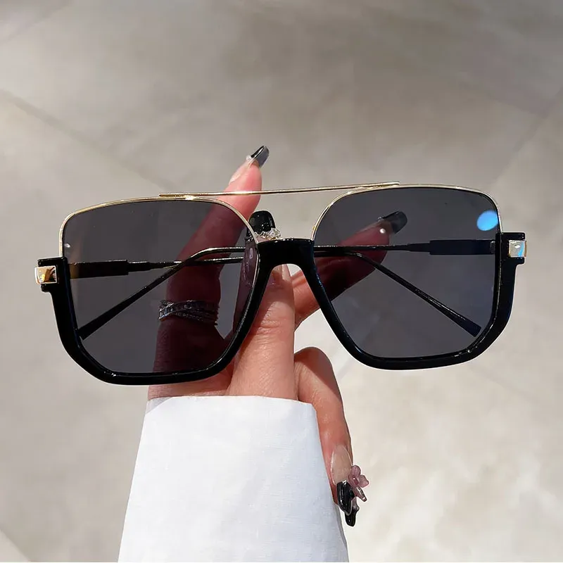 ( TRADE 04 ) OVERSIZED VINTAGE eyewear - SUNGLASSES  w/ black gold &amp; black OPTION 6