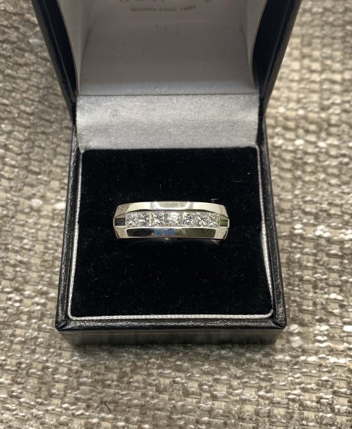 Diamond Band 1 Ct. Total Weight 14Kt. White Gold