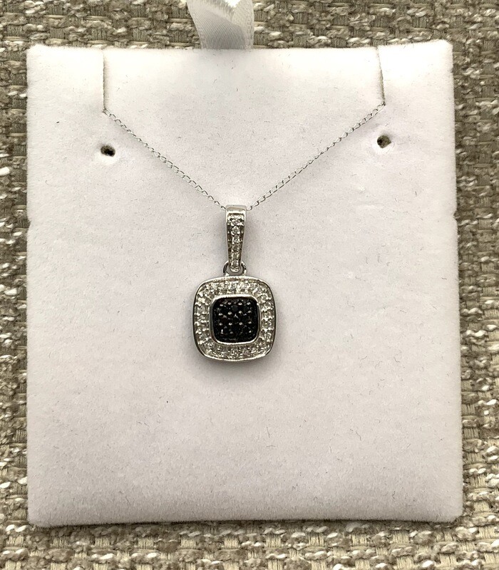 Black and White Diamond Necklace 26 Pts 14 Kt. White Gold