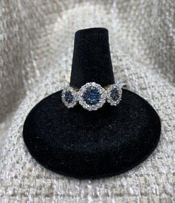 Blue And White Diamond Ring( 1 Ct Tw ) 14kt White Gold Mounting.