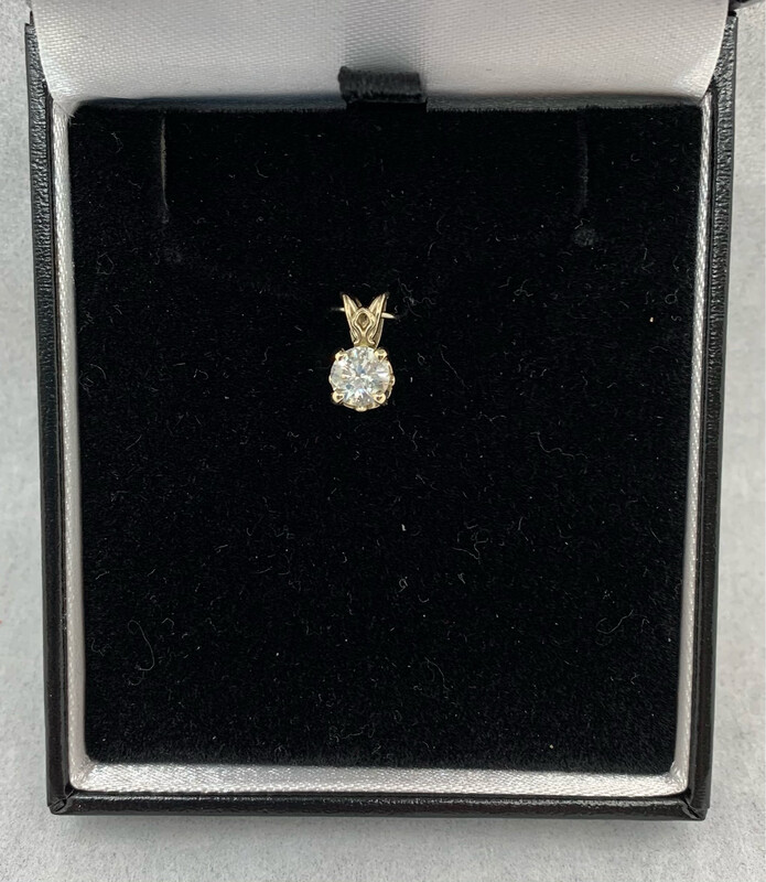 1 Ct Diamond Solitaire Pendant, Brilliant Cut 14 kt. Gold