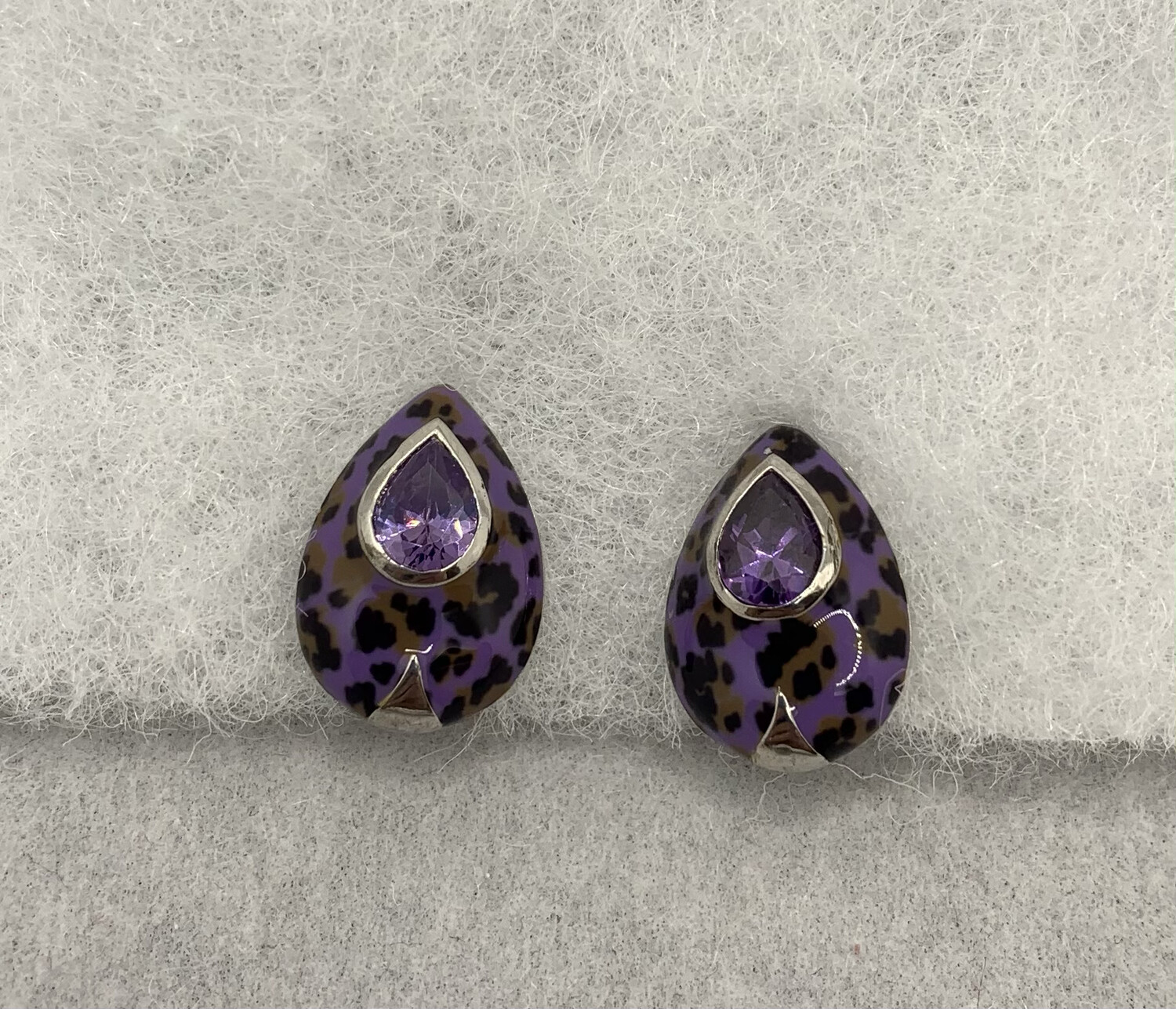 Sterling Silver Purple Gem Earrings (Tear Drop Shape) Leopard Spotted with a Lever Back