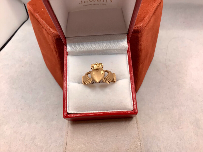 Irish Claddagh Ring 14 KT. Gold