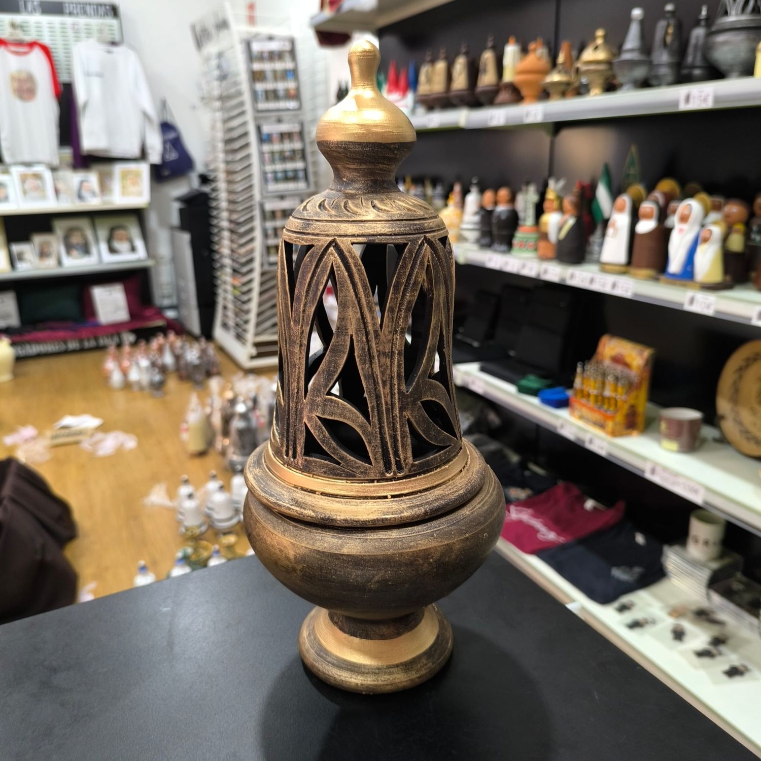 Campana dorada 40 cm.