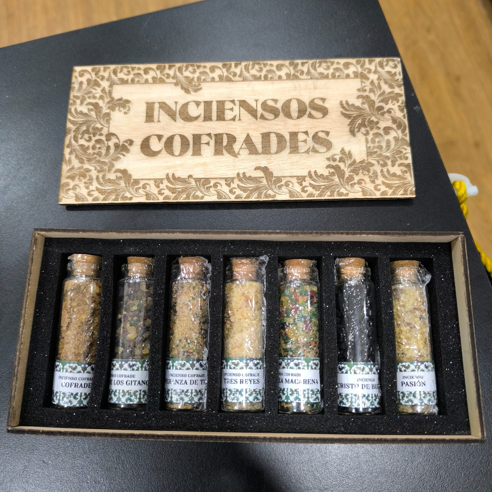 Caja de inciensos cofrades
