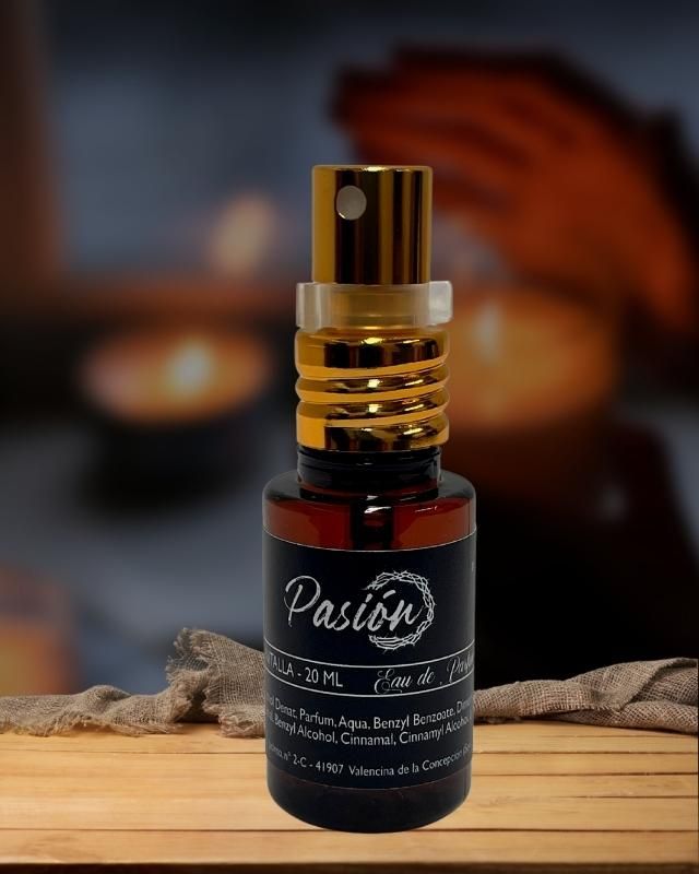 Mini Talla Eau de Parfum “PASIÓN” by Mosaik (20 ml) Mini Talla Eau de Parfum “PASIÓN” by Mosaik (20 ml)