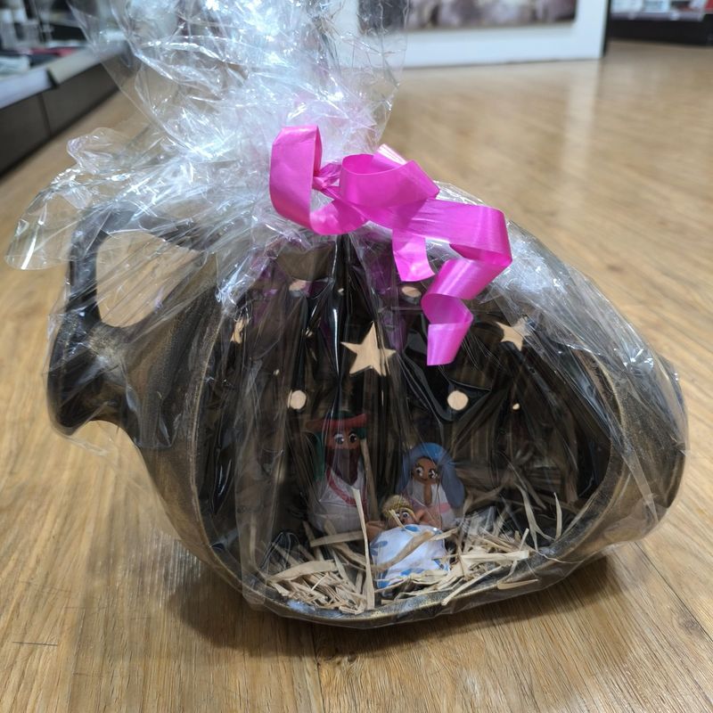 Misterio en vasija horizontal color oro viejo