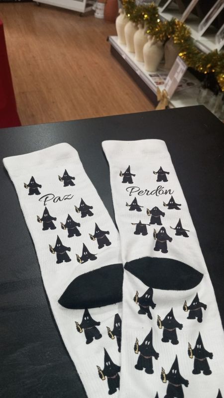 Calcetines Perdón y Paz