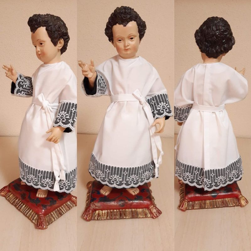 Niño Jesús Montañés – Vestimenta de sacerdote