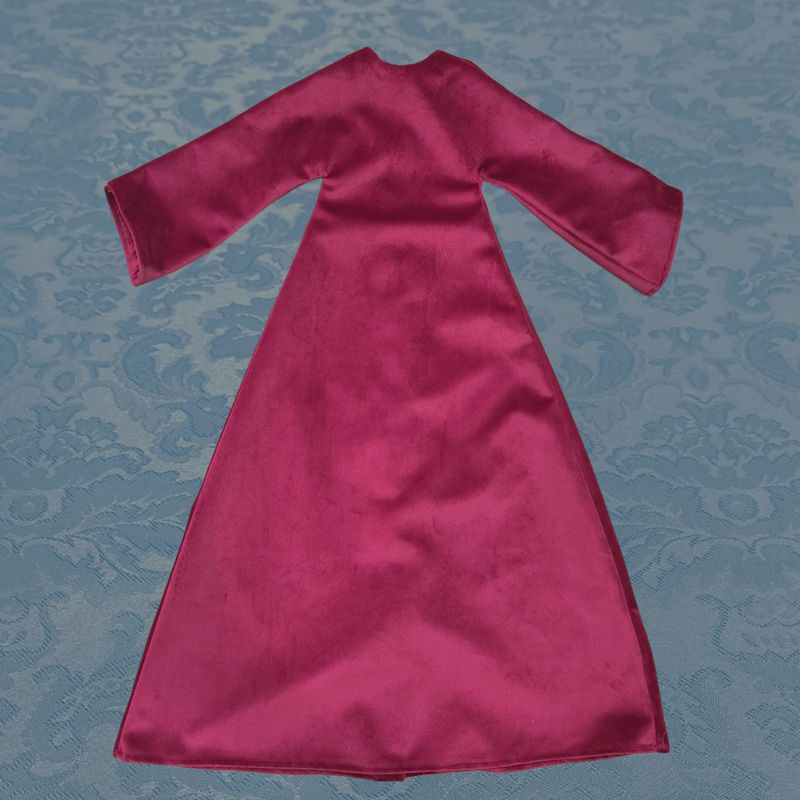 Saya terciopelo rojo 55 cm.