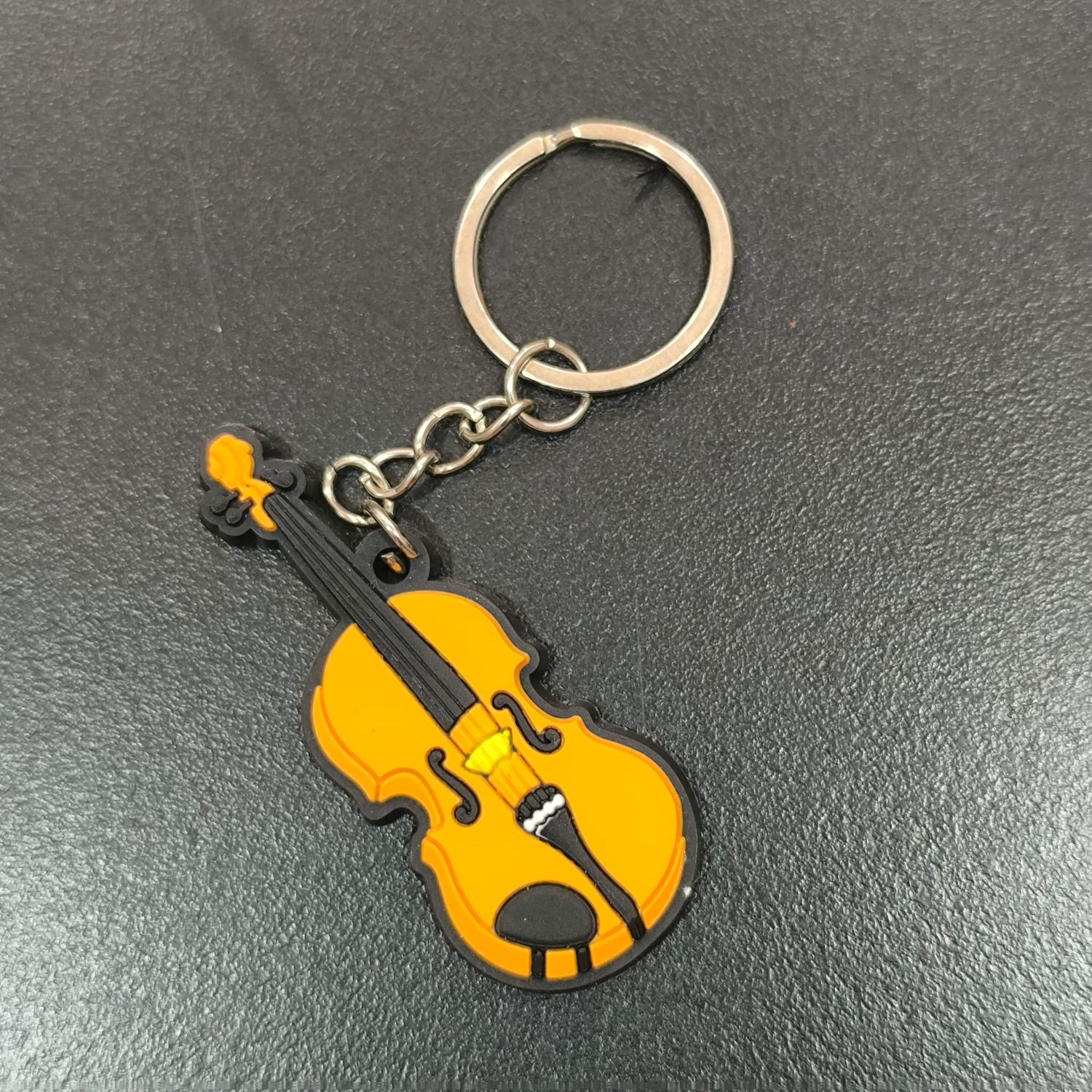 Llavero violín