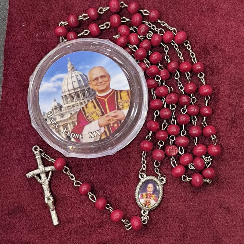 Rosario Conmemorativo Papa León XIV
