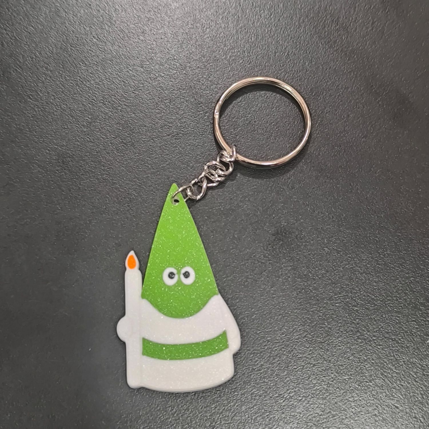 Llavero verde y blanco