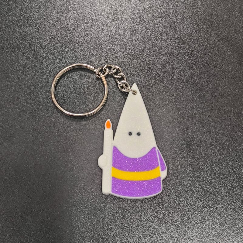 Llavero blanco y lila Llavero blanco y lila