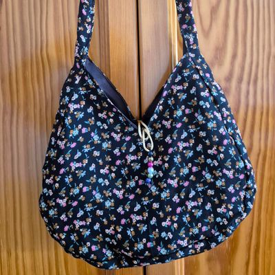 Bolso de tela reciclada - Estampado floral [Negro]