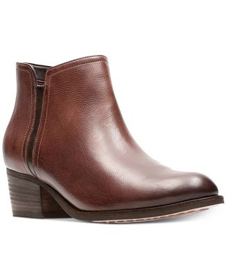 CLARKS WOMEN'S DRESS BOOT MAYPEARL RAMIE MAHOGANY